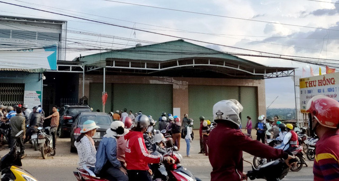 Vụ Bí thư đốt xe, mượn xác: Đổ nợ vì 'lên sàn' cà phê, buôn đất? ảnh 1