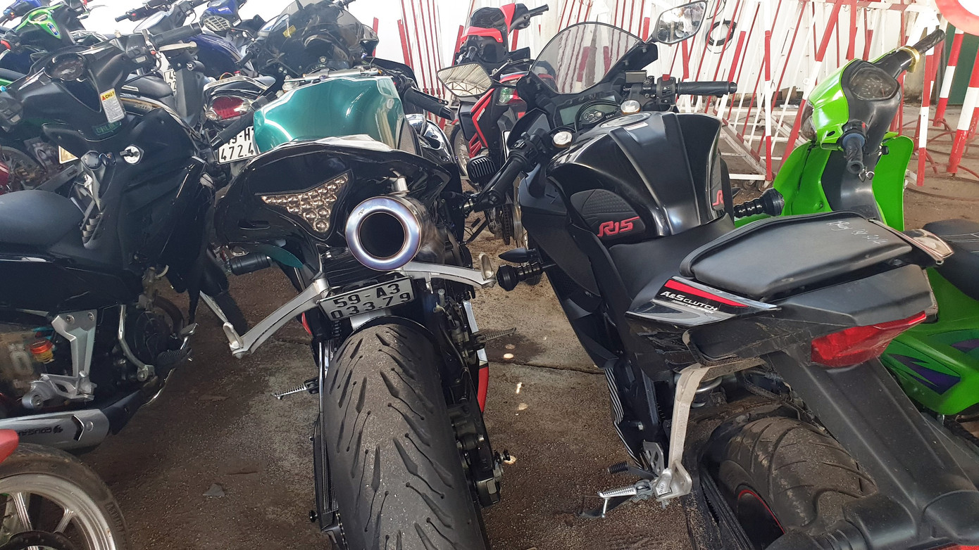 Bắt giữ cả trăm đối tượng đua xe, lạng lách đêm khuya ảnh 4