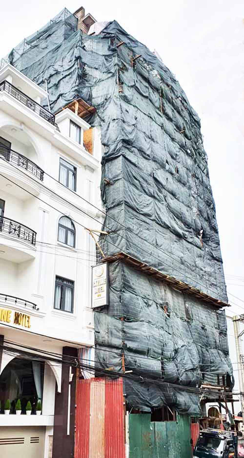 'Cắt ngọn' khách sạn sai phép ngạo nghễ giữa thành phố Đà Lạt ảnh 1