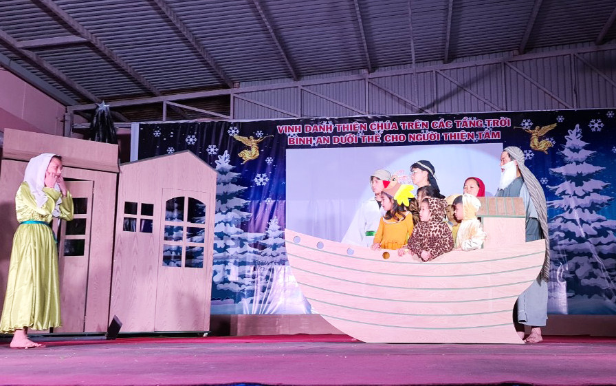 Cả nước tưng bừng đón chào Giáng sinh 2020 ảnh 56