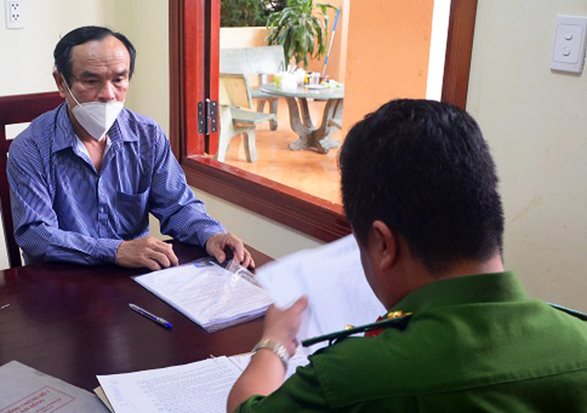 Giải cứu nhiều con thú quý hiếm sắp lên bàn nhậu ảnh 2