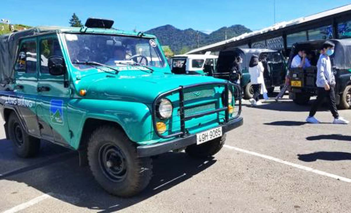 Quá đát, hơn 40 xe U-oát ở khu du lịch Langbiang bị dừng hoạt động ảnh 1