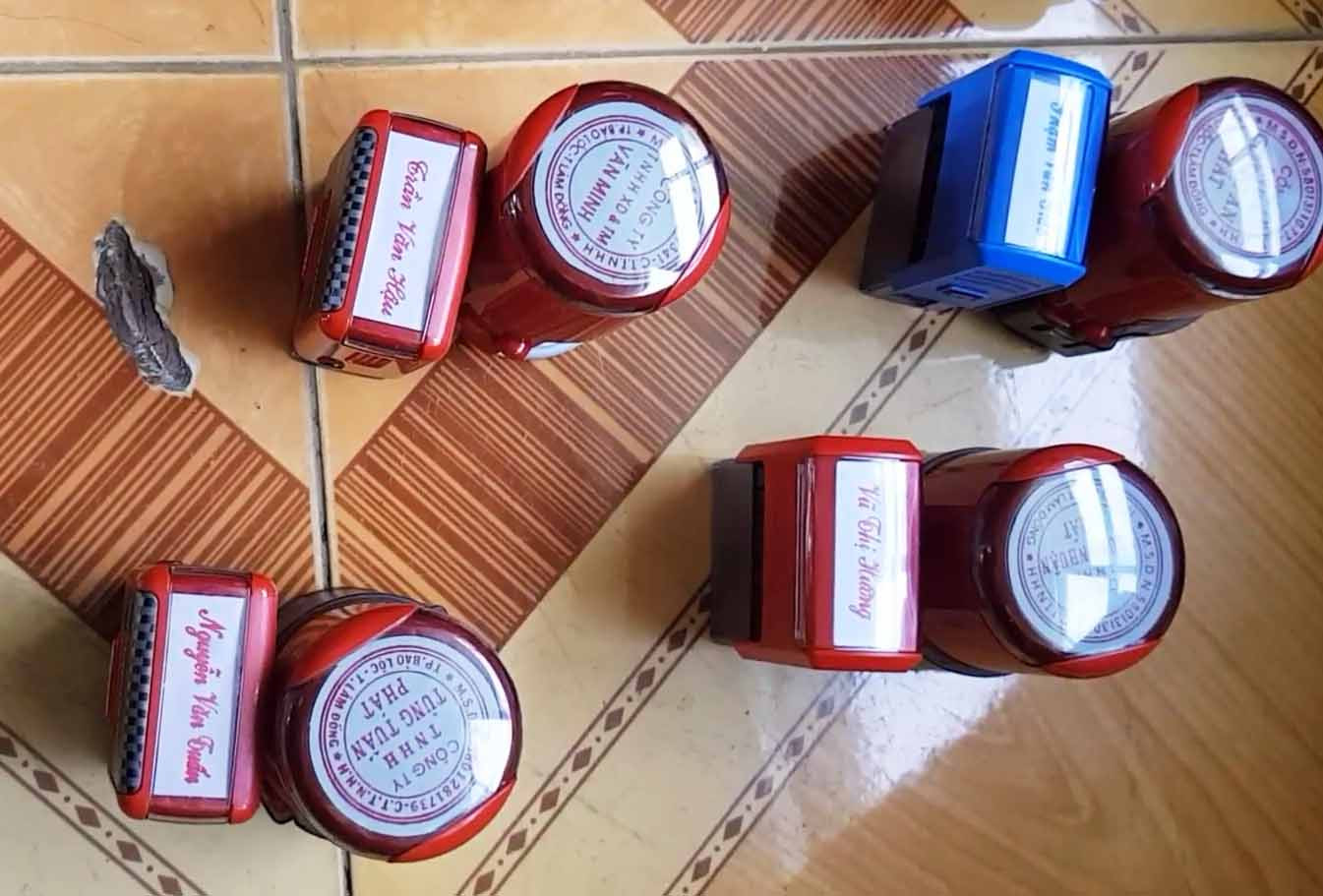 Thành lập 11 công ty 'ma' để mua bán hóa đơn giá trị gia tăng ảnh 2