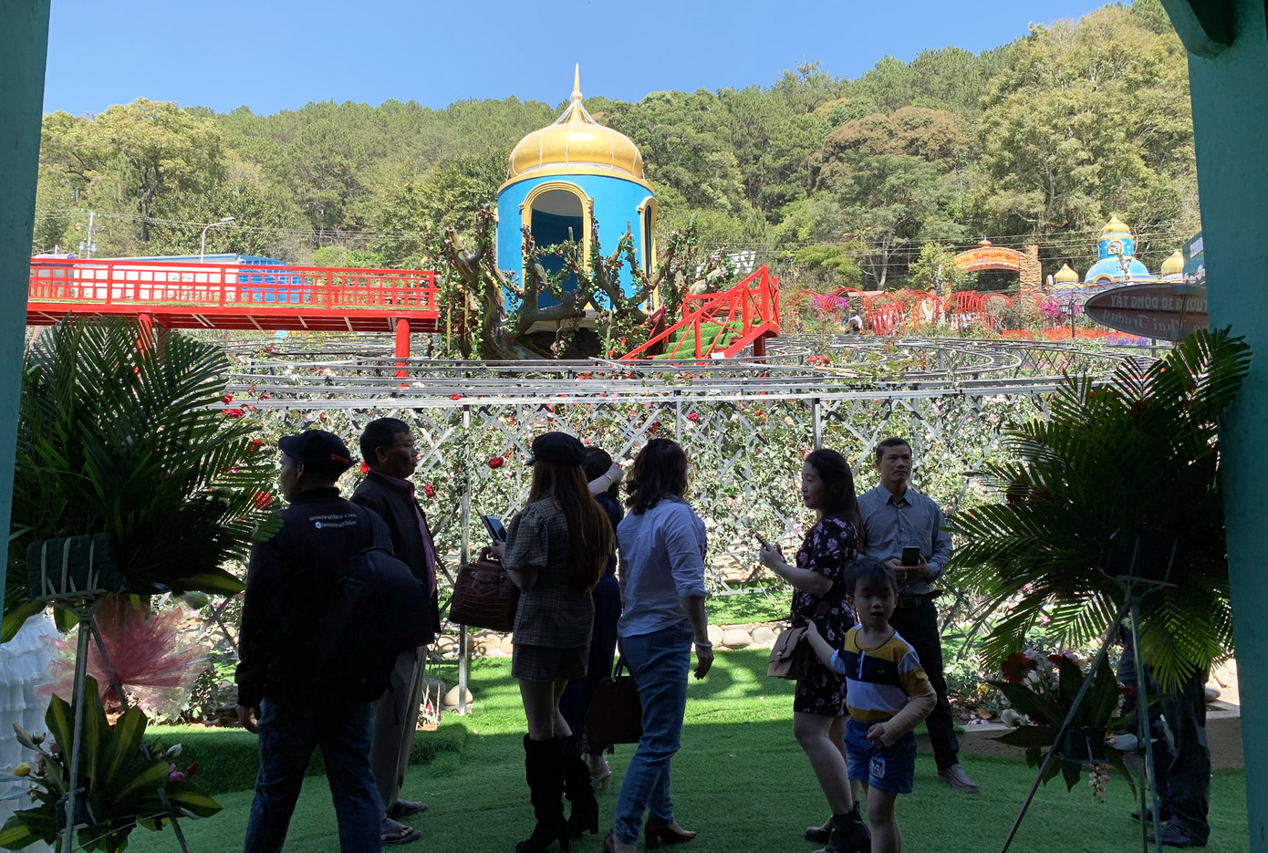 Phó Thủ tướng yêu cầu xử lý Vườn thượng uyển bay không phép ảnh 3