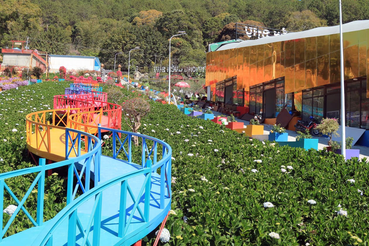 Chuỗi công trình 'chui' hoành tráng ở Vườn Thượng Uyển bay ảnh 2