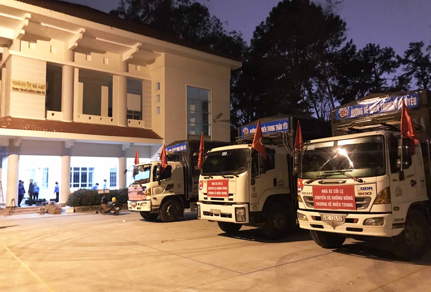 Nhiều phần quà, công trình 'san sẻ yêu thương cùng miền Trung' tặng Quảng Trị ảnh 6