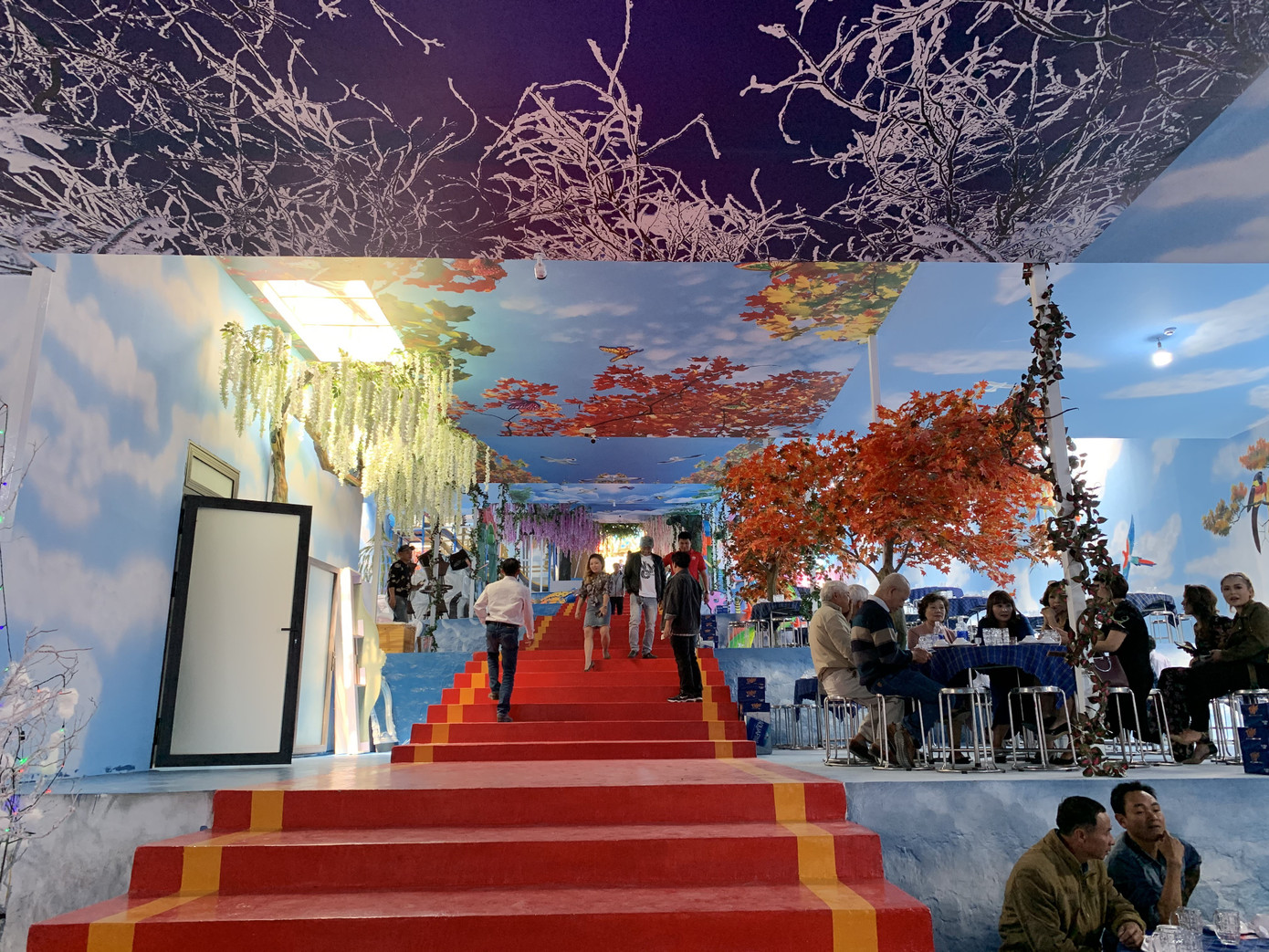 Kiến nghị dừng bán vé tham quan 'Vườn thượng uyển bay' Đà Lạt ảnh 1