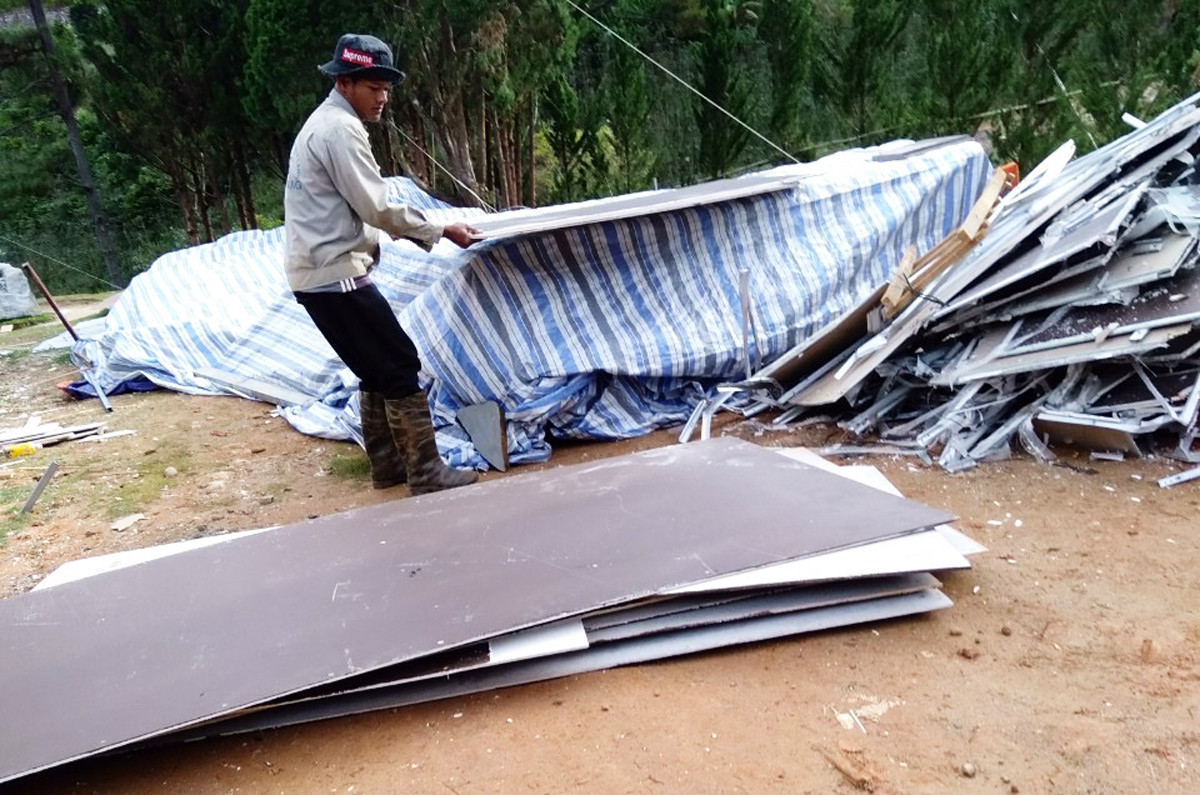 Cưỡng chế hàng loạt nhà xây trái phép trong 'làng biệt thự' ở Lâm Đồng ảnh 2