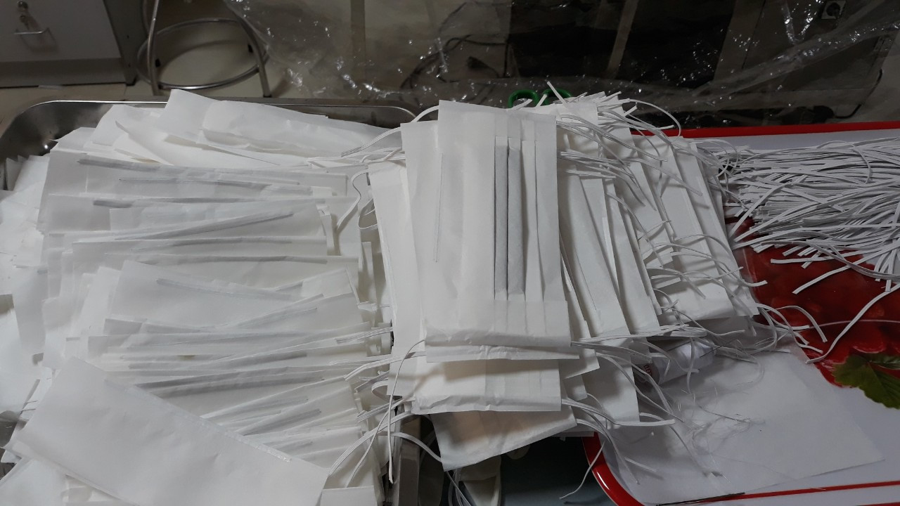 Đà Lạt: Phát miễn phí khẩu trang, dung dịch diệt khuẩn cho sinh viên ảnh 2