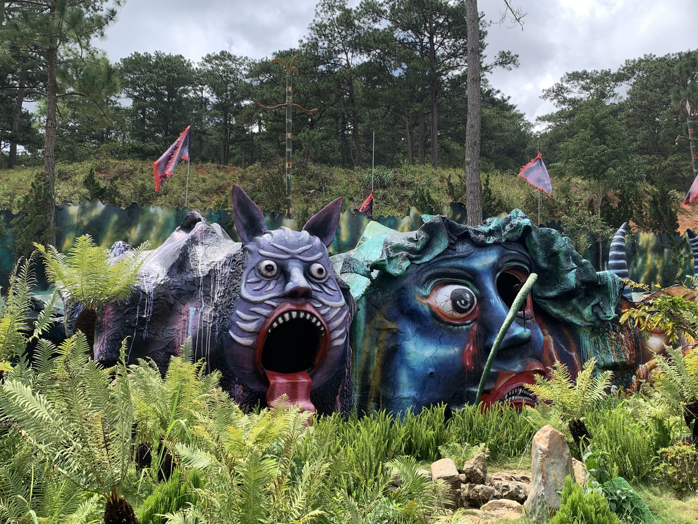 Chủ đầu tư 'Quỷ Núi' lại gây xôn xao với phiên bản tượng lạ ở Đà Lạt ảnh 3