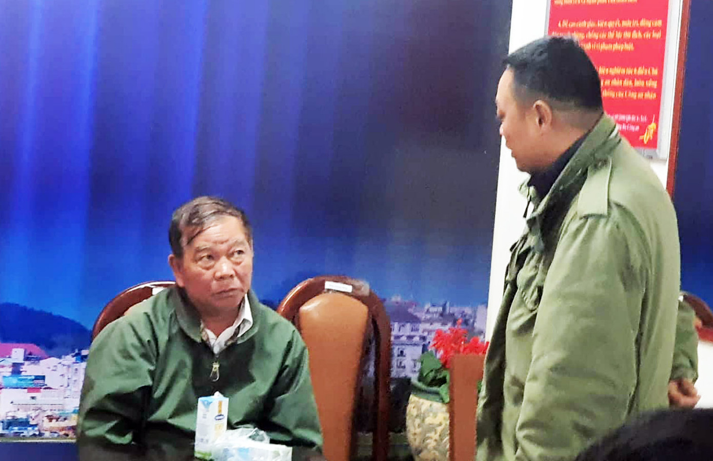 Trốn truy nã vẫn 'tranh thủ' lừa đảo tiền của nhiều người ảnh 2