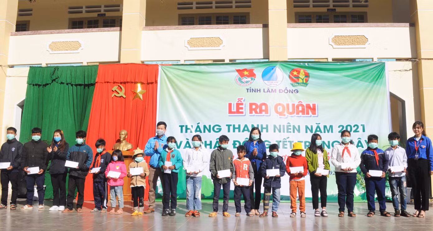 Lâm Đồng - Đắk Nông: Hàng tỉ đồng cho các công trình, phần việc thanh niên ảnh 1