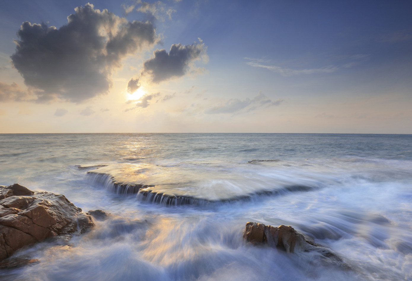 Vịnh biển hoang sơ, tuyệt đẹp ở Nam Trung bộ mở cửa trở lại ảnh 4