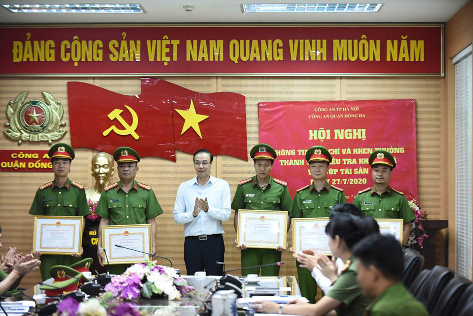 Vụ cướp ngân hàng ở Hà Nội: Trưởng phòng giao dịch bị dí súng vào đầu đe dọa ảnh 2