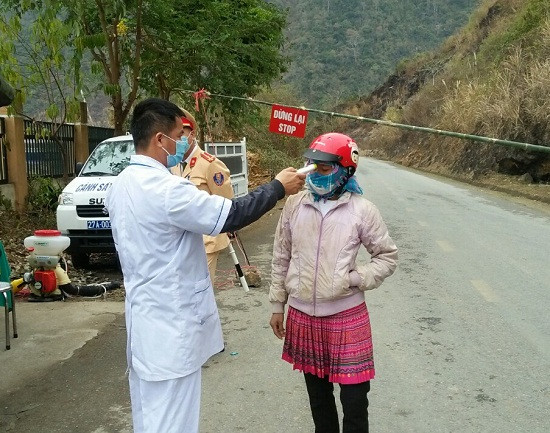 Điện Biên ghi nhận ca mắc COVID-19, sinh viên về nhà ăn Tết nâng cao tinh thần tự giác khai báo ảnh 2