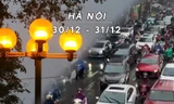 Ngày cuối năm Hà Nội mưa rải rác, trời rét