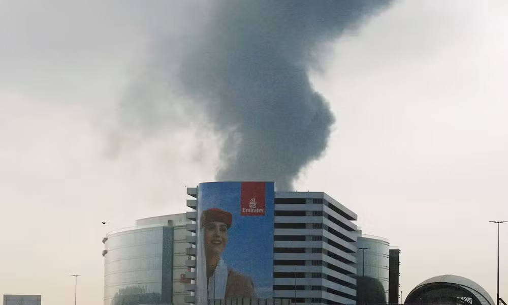 Phi công trước áp lực bay qua vùng chiến sự hoặc bị sa thải 