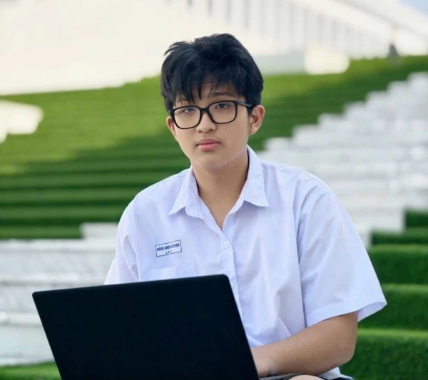 Học sinh Cần Thơ Nguyễn Đông Quân xuất sắc giành nhiều giải thưởng lập trình và khoa học kỹ thuật