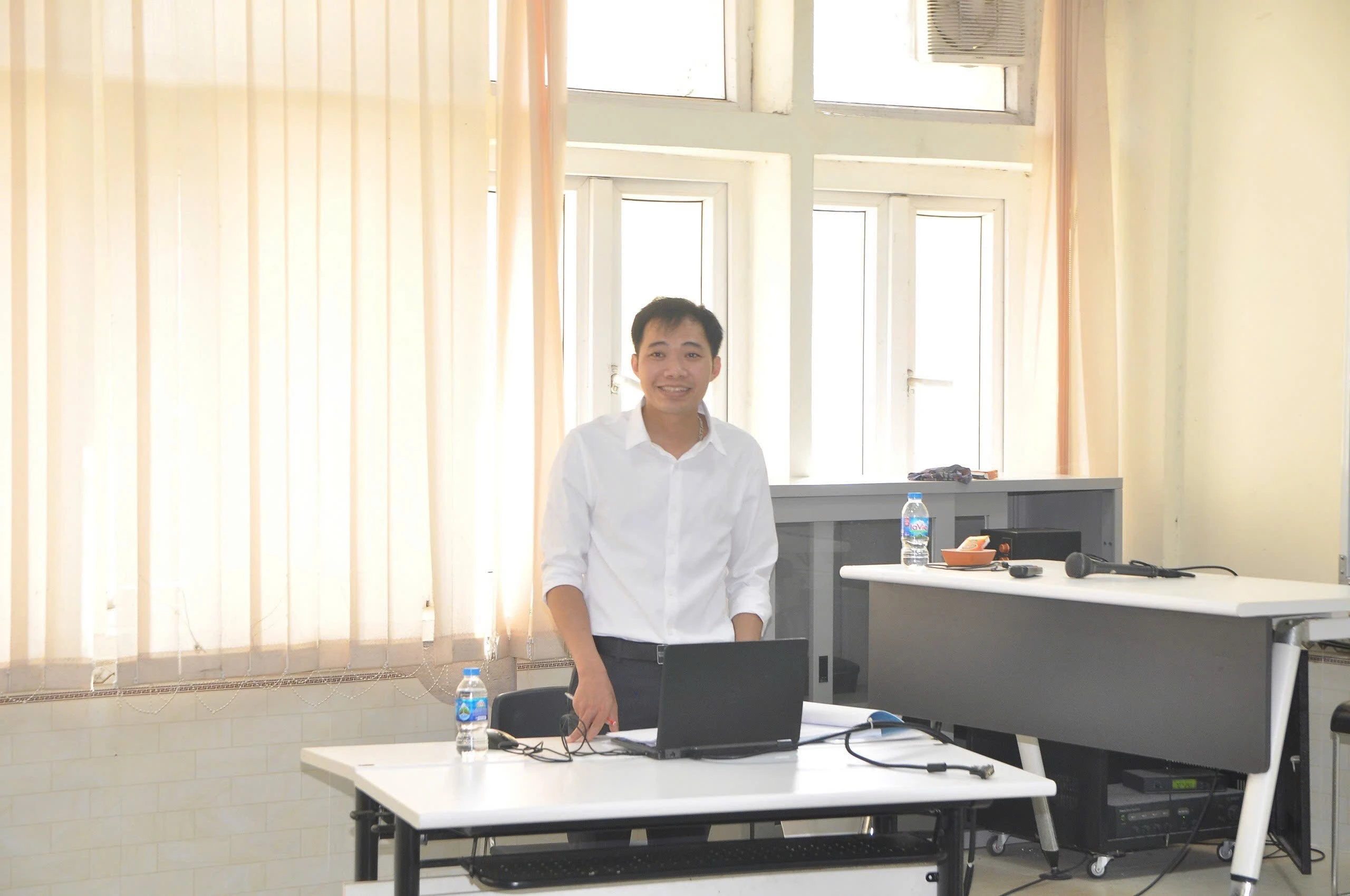 Thầy giáo trẻ Phú Thọ ghi dấu ấn với loạt thành tích bồi dưỡng học sinh giỏi Toán