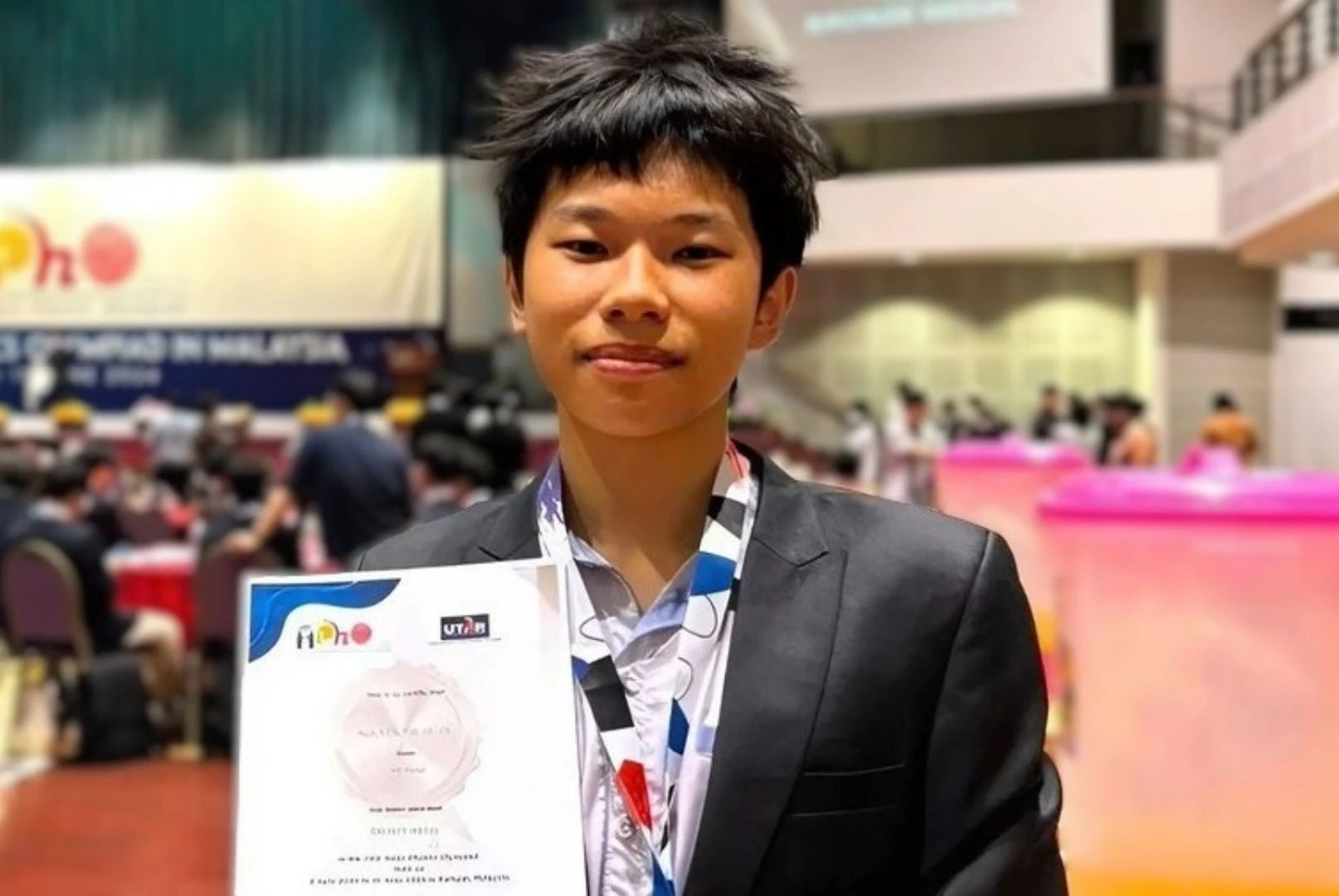 Nguyễn Thế Quân: Từ Huy Chương Vàng Olympic Đến Gương Mặt Trẻ Tiêu Biểu Việt Nam