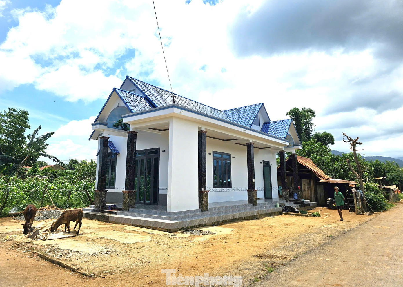 Căn nhà của gia đình chị H’Pông tp-12.jpg