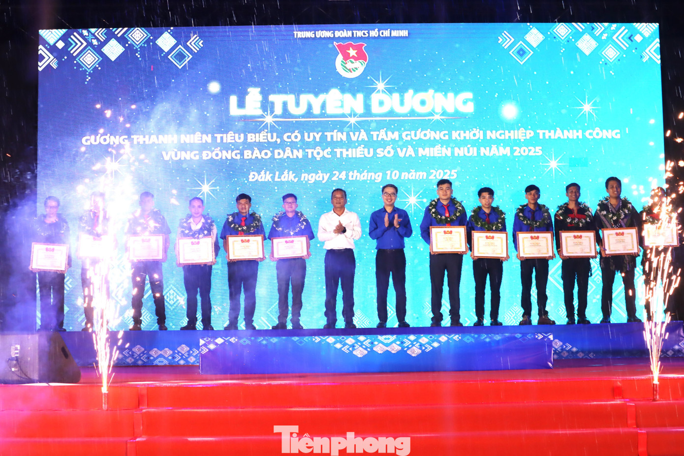 Mỗi thanh niên là gương khởi nghiệp, truyền cảm hứng cho buôn làng. tp-1-2700.jpg
