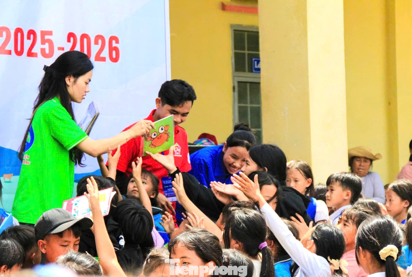 Nhiều hoạt động ý nghĩa cùng em đến trường tại xã Cư Pui, tỉnh Đắk Lắk. tp-7.jpg