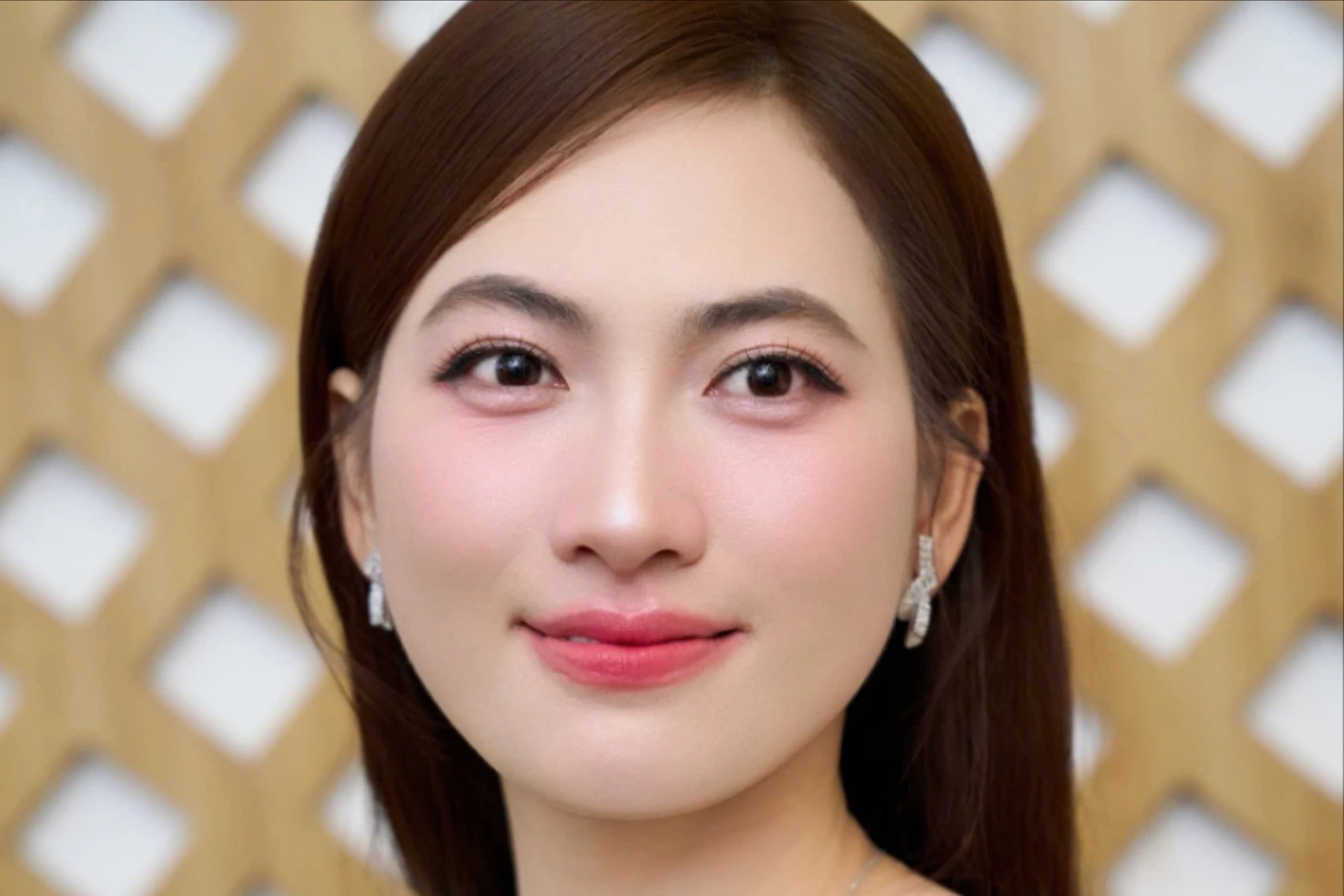 Phương Anh Đào trở lại, Trấn Thành mạo hiểm với dàn sao mới trong mùa phim Tết Bính Ngọ