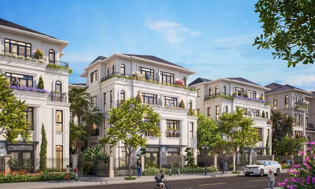 Khách hàng nườm nượp đi ký hợp đồng mua bán Vinhomes Global Gate Hạ Long