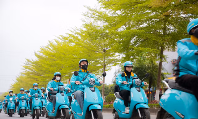 Tiết kiệm 24 triệu đồng mỗi năm nhờ xe máy điện đổi pin: VinFast Evo là trợ thủ đắc lực của tài xế dịch vụ 