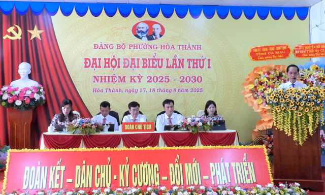 Đại hội tiên phong 'không giấy' đầu tiên tại Cà Mau
