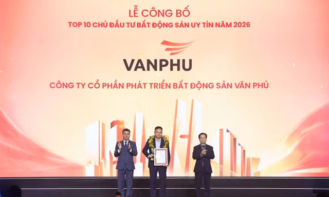 Văn Phú đạt top 10 chủ đầu tư Bất động sản uy tín 2026