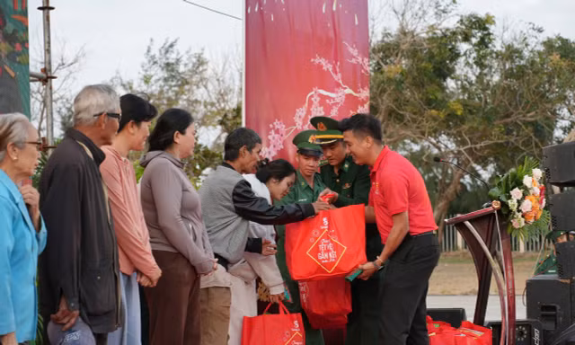 Chiến dịch ‘Chung Vị Tết Việt – Gắn Kết Muôn Miền’ lan tỏa tinh thần sẻ chia, gìn giữ giá trị Tết truyền thống