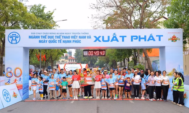 Dấu ấn Phở Việt tại Giải chạy Chào mừng 80 năm Ngày truyền thống ngành TDTT Việt Nam và Ngày Quốc tế Hạnh phúc