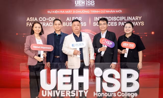 Chương trình Cử nhân Kinh doanh Liên ngành ISP khác gì với chương trình kinh doanh thông thường?