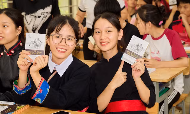 Hành trình Từ Trái Tim đến 'tọa độ lửa' Vị Xuyên Gieo tri thức, thắp khát vọng