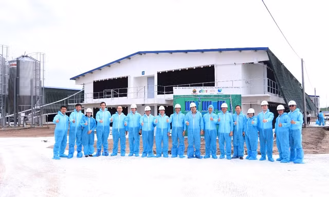 Lãnh đạo Tây Ninh khảo sát tiến độ Dự án chăn nuôi công nghệ cao DHN Tây Ninh 2