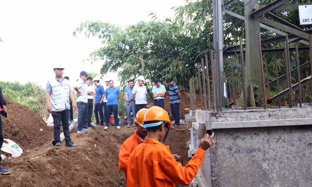 Quốc khánh 2/9: Hơn 800 cán bộ, kỹ sư, công nhân làm việc trên các công trình điện khu vực miền Nam