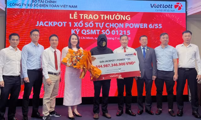 Chơi Vietlott: Hơn 360 người trúng Jackpot chỉ sau 7 năm hoạt động