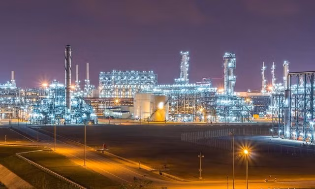 Petrovietnam và bài toán ổn định cung ứng xăng dầu trước biến động năng lượng toàn cầu