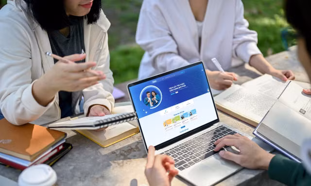 Sacombank mang ‘trường học tài chính số’ đến với sinh viên trên toàn quốc