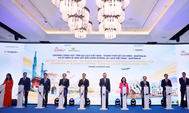 Vietnam Airlines kỷ niệm 35 năm đường bay Việt Nam – Australia, chào đón chuyến bay thứ 35.000