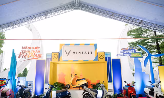 Vinfast đạt doanh số kỷ lục 406.453 xe, dẫn đầu thị trường xe máy điện Việt Nam năm 2025