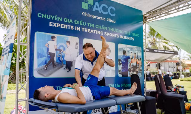 Phòng khám ACC mang giải pháp phục hồi chuẩn y khoa đến Ironman 70.3 Vietnam 2026