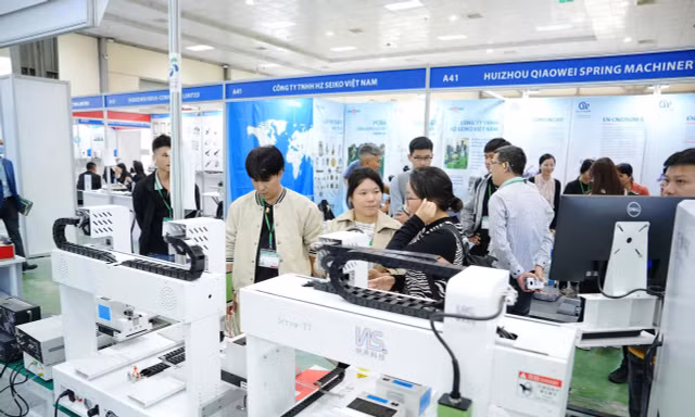 GEIMS Việt Nam 2025 – Hàng nghìn doanh nghiệp ngành linh kiện điện tử và sản xuất thông minh quy tụ tại Hà Nội