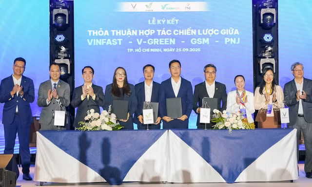 PNJ hợp tác cùng Vinfast, GSM, V-Green thúc đẩy giao thông xanh trong doanh nghiệp