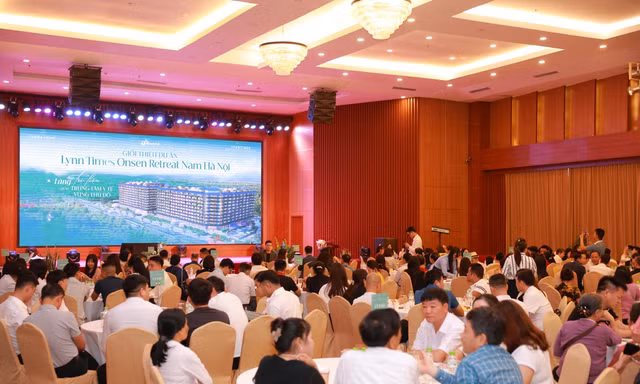 Hàng trăm khách hàng tham dự sự kiện giới thiệu Lynn Times Onsen Retreat Nam Hà Nội