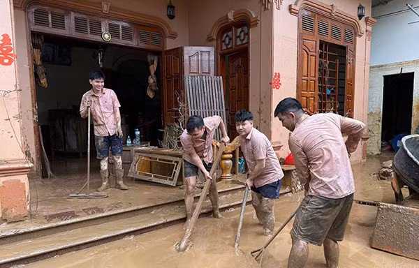 Lan tỏa nghĩa tình, đồng hành cùng nhân dân sau lũ