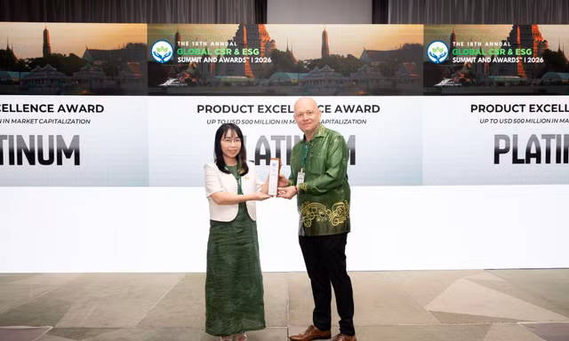 Cỏ Mềm nhận 3 giải thưởng quốc tế về trách nhiệm xã hội và phát triển bền vững
