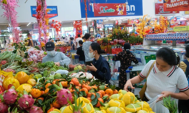 Chỉ số giá tiêu dùng tháng 2 tăng